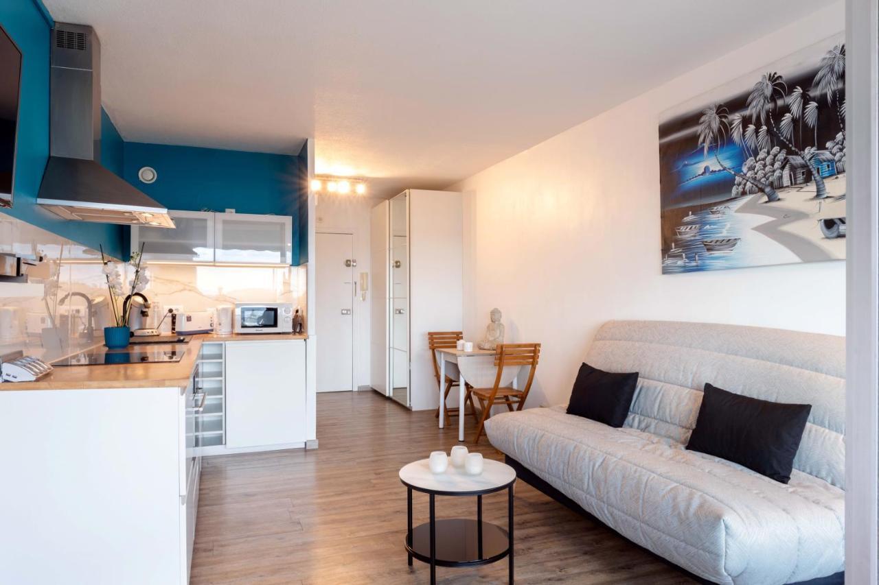 Studio Avec Vue Mer Et Terrasse La Seyne-sur-Mer Dış mekan fotoğraf