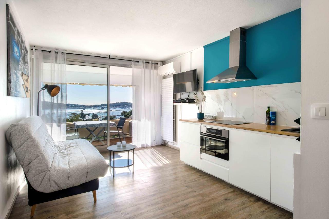 Studio Avec Vue Mer Et Terrasse La Seyne-sur-Mer Dış mekan fotoğraf